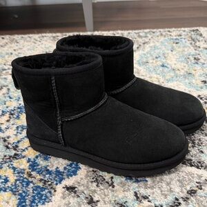UGG Classic Mini Boots